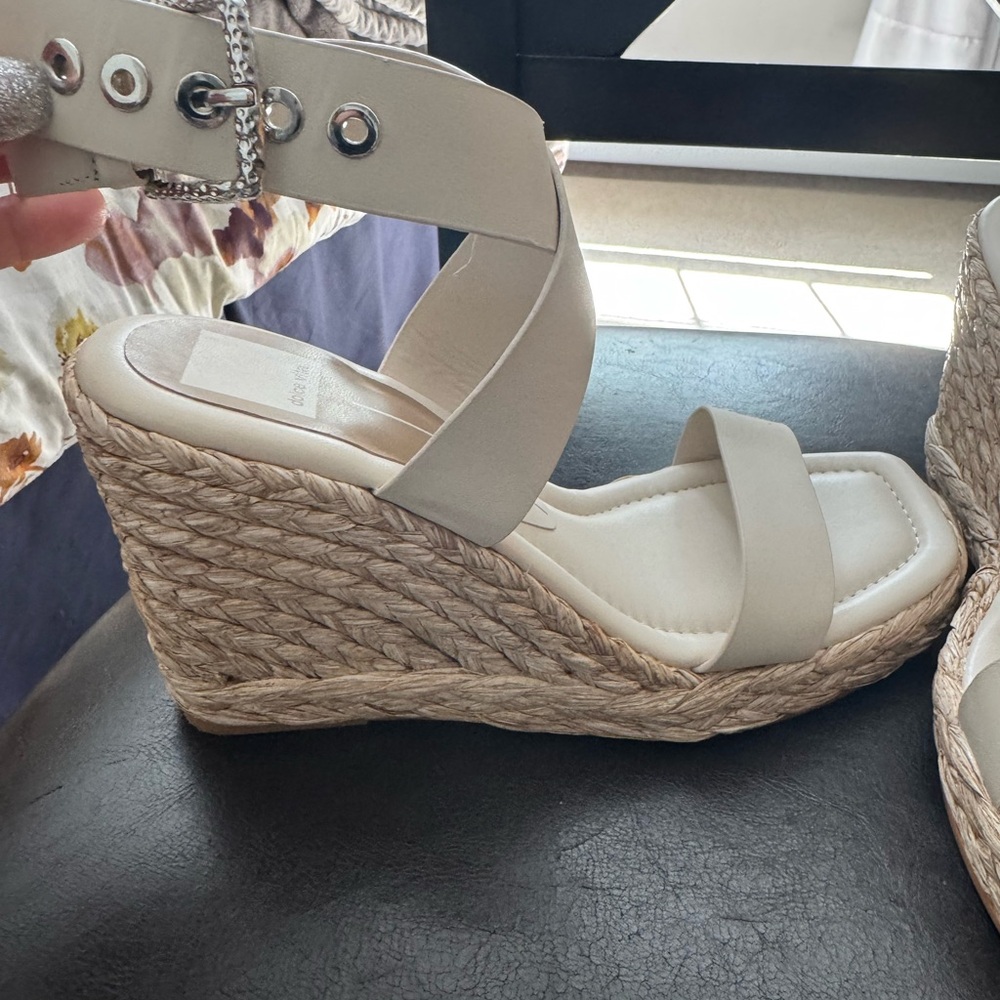 Dolce Vita Cream Espadrille Wedge Shoes 9.5